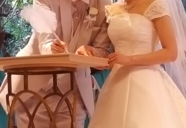 プロポーズするにはいくら貯金が必要?